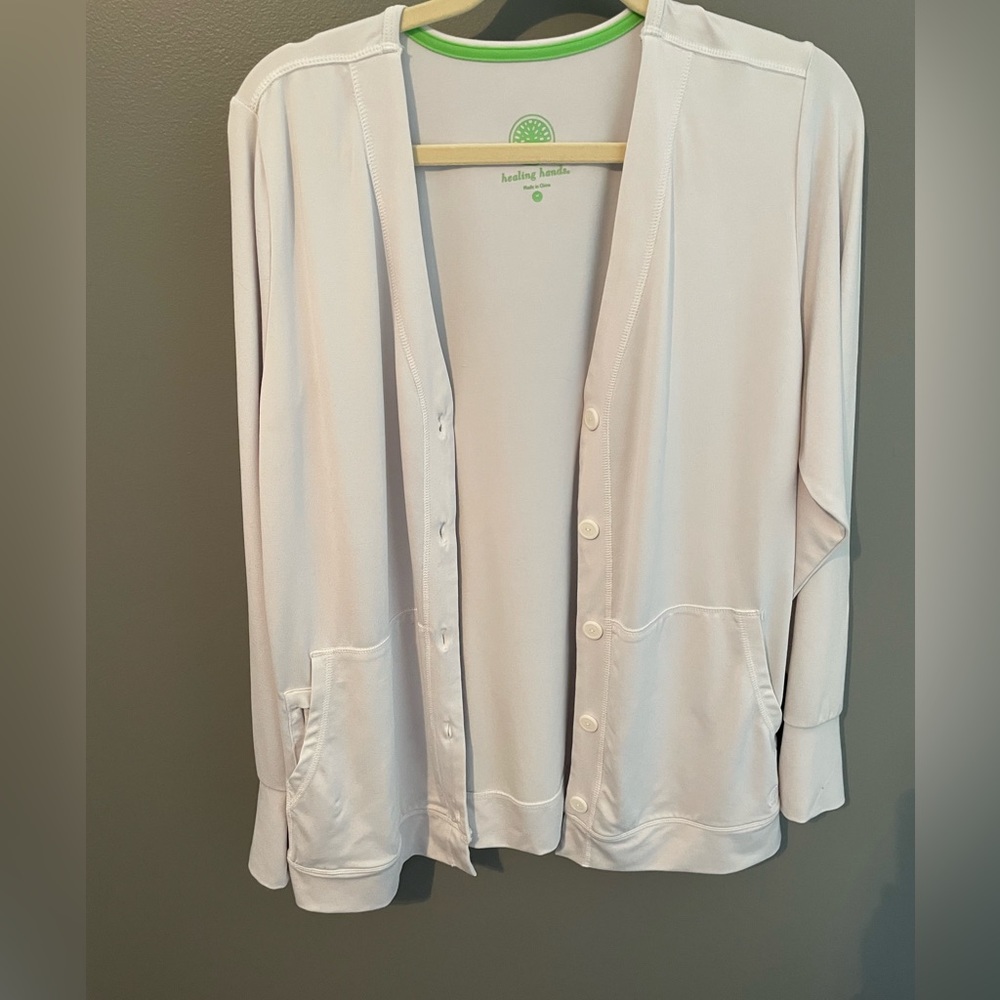 Women’s scrub jacket sweater healing hands M